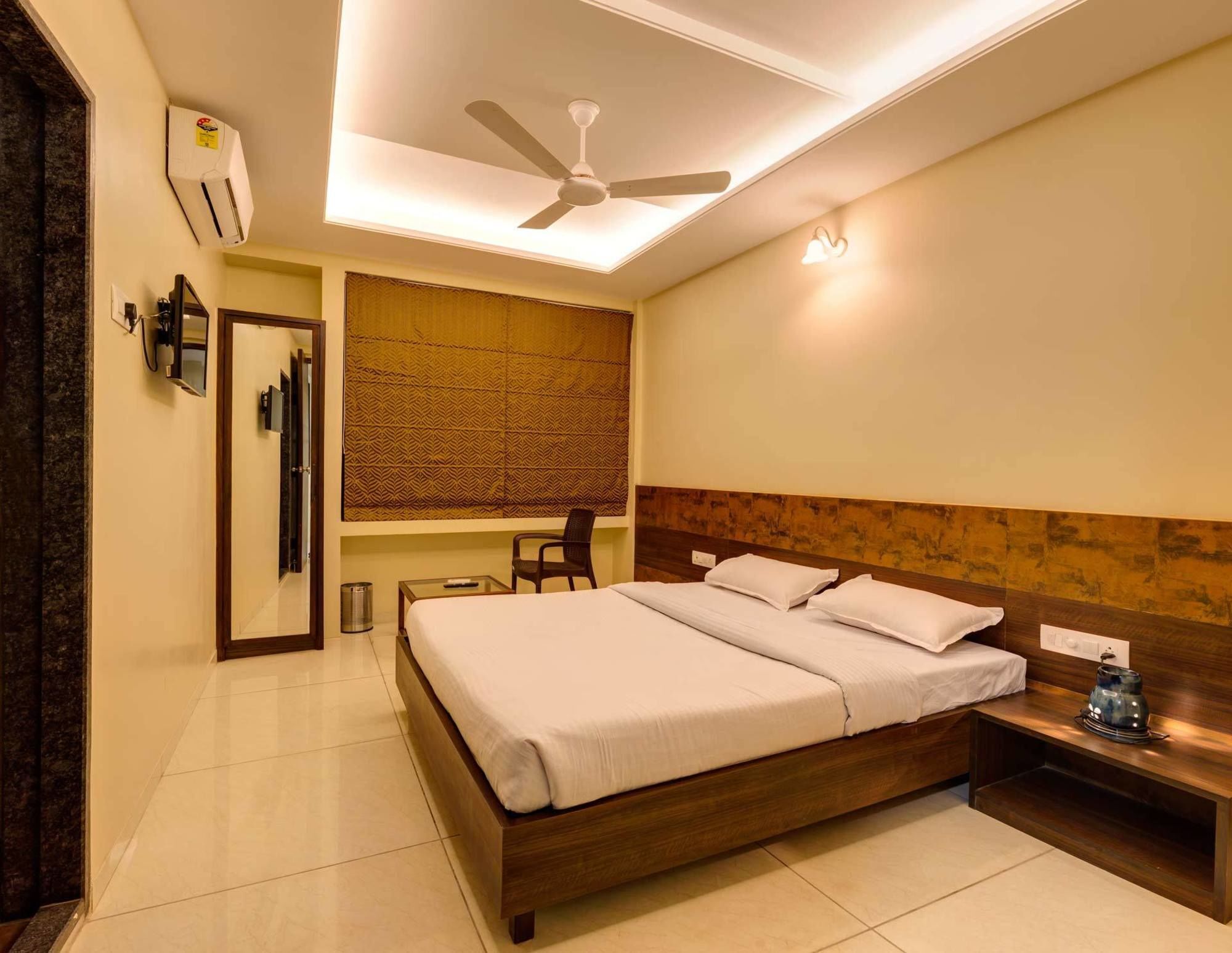 Hotel Darshan Kolhapur Eksteriør bilde